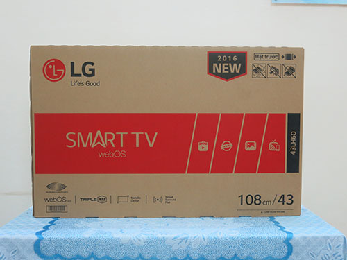 Hình ảnh nguyên thùng của chiếc tivi 43LH600T