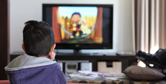 6 Cách Để Hạn Chế Trẻ Xem TV