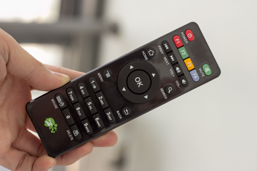 Đánh giá thiết bị giải trí đa phương tiện giá rẻ chạy Android