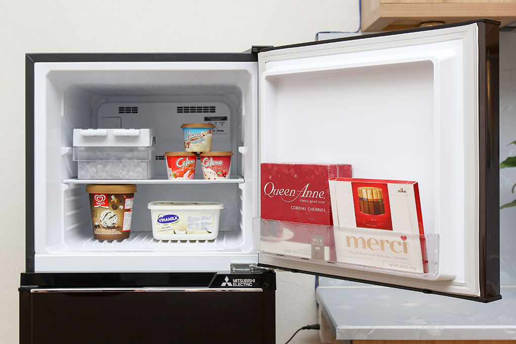 Máy sấy bơm nhiệt LG DVHP50B 10.5kg inverter