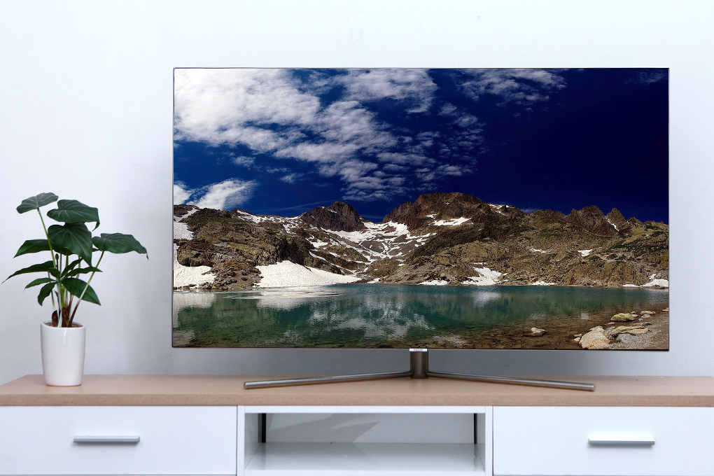 Smart Tivi Samsung QLED 4K 85 inch QA85Q70C  (Sản phẩm trưng bày) 